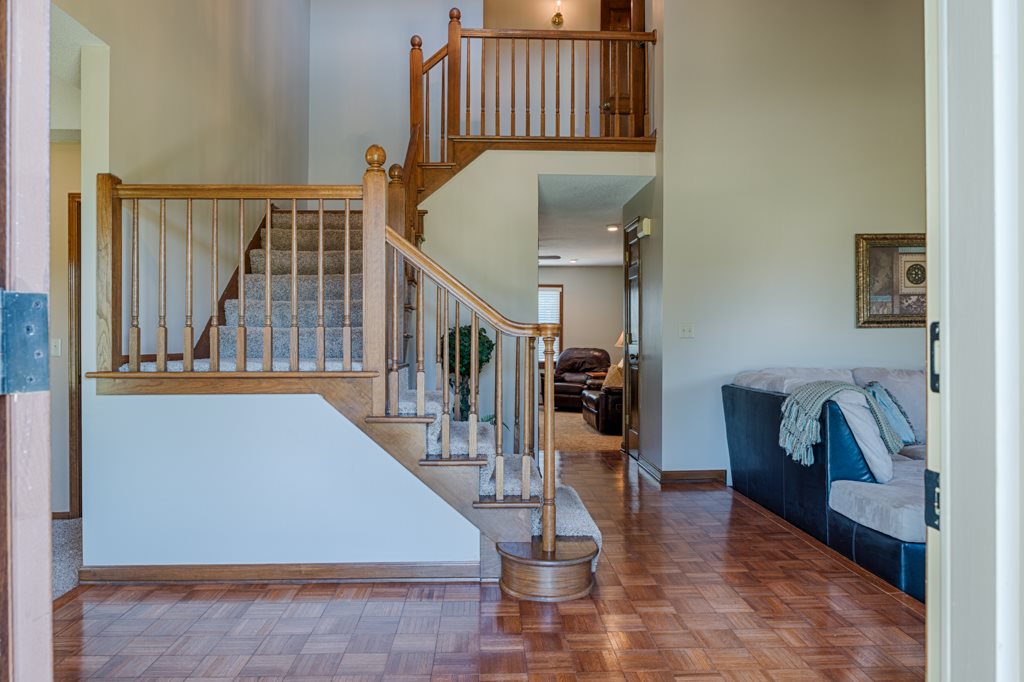 1533 Timberlake Trail Fort Wayne, IN 46804 - Photo 9 of 36 Gallery Image 9