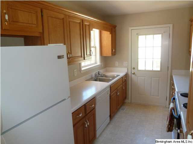 2176 Shannon Oxmoor Road Bessemer, AL 35022 - Photo 19 of 31