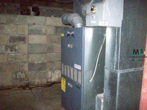 6765 Fargo Road Avoca, MI 48006 - Photo 6 of 6 252032-5.JPG