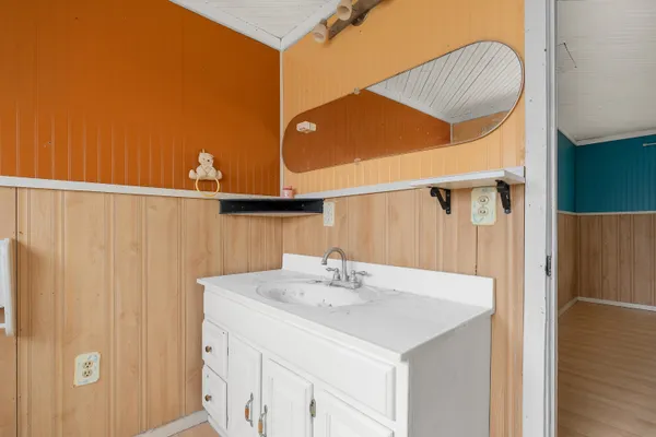 $269,900 | 11861 Floria Road, Delton, MI 49046