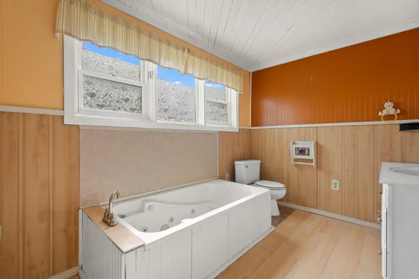 $269,900 | 11861 Floria Road, Delton, MI 49046