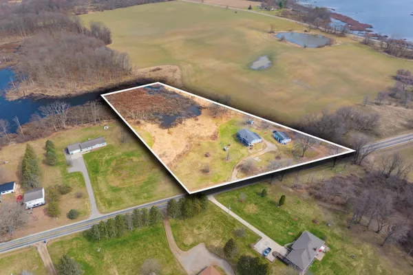 $269,900 | 11861 Floria Road, Delton, MI 49046