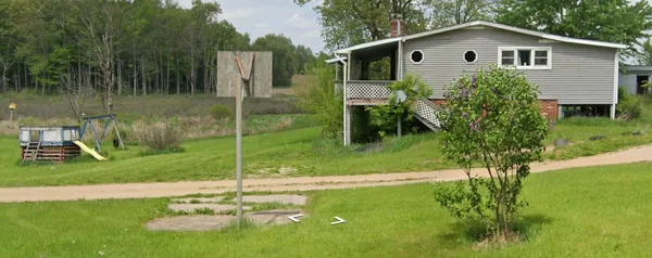 $269,900 | 11861 Floria Road, Delton, MI 49046