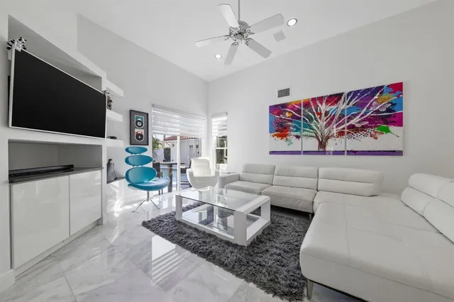 $1,250,000 | 19149 Cloister Lake Lane, Boca Raton, FL 33498