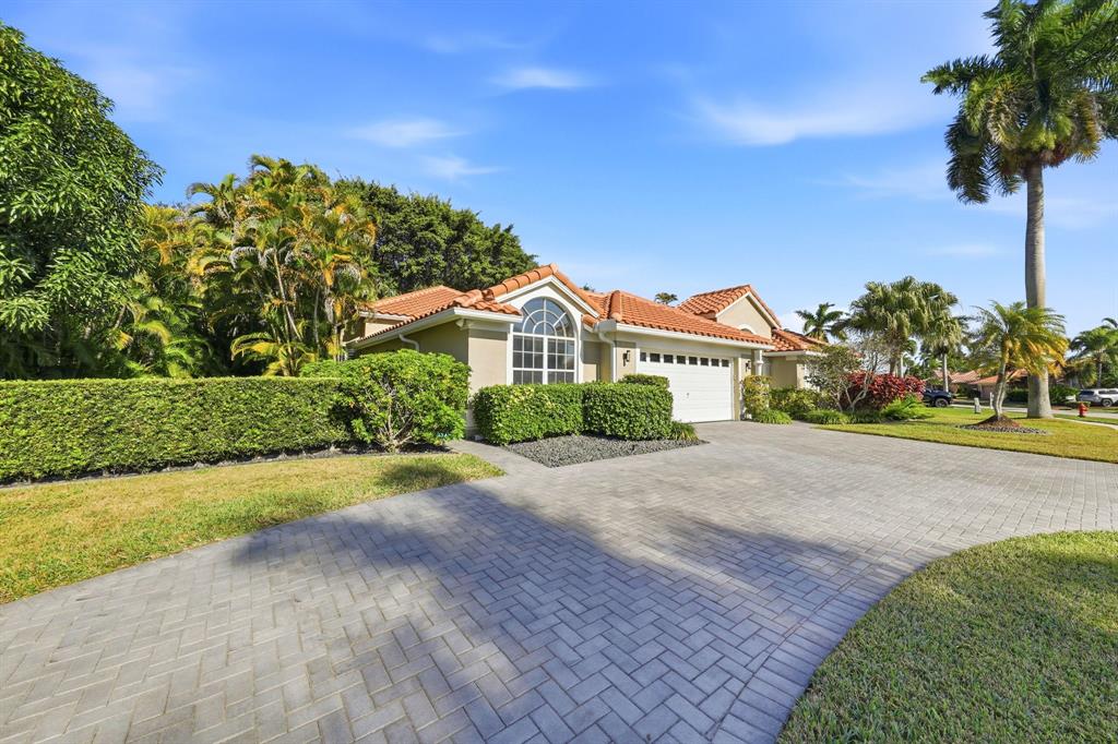 19149 Cloister Lake Lane Boca Raton, FL 33498 - Photo 3 of 65