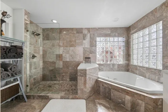 $1,250,000 | 19149 Cloister Lake Lane, Boca Raton, FL 33498