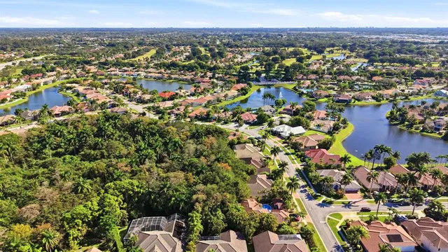 $1,250,000 | 19149 Cloister Lake Lane, Boca Raton, FL 33498