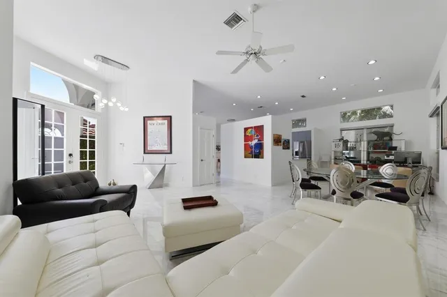 $1,250,000 | 19149 Cloister Lake Lane, Boca Raton, FL 33498