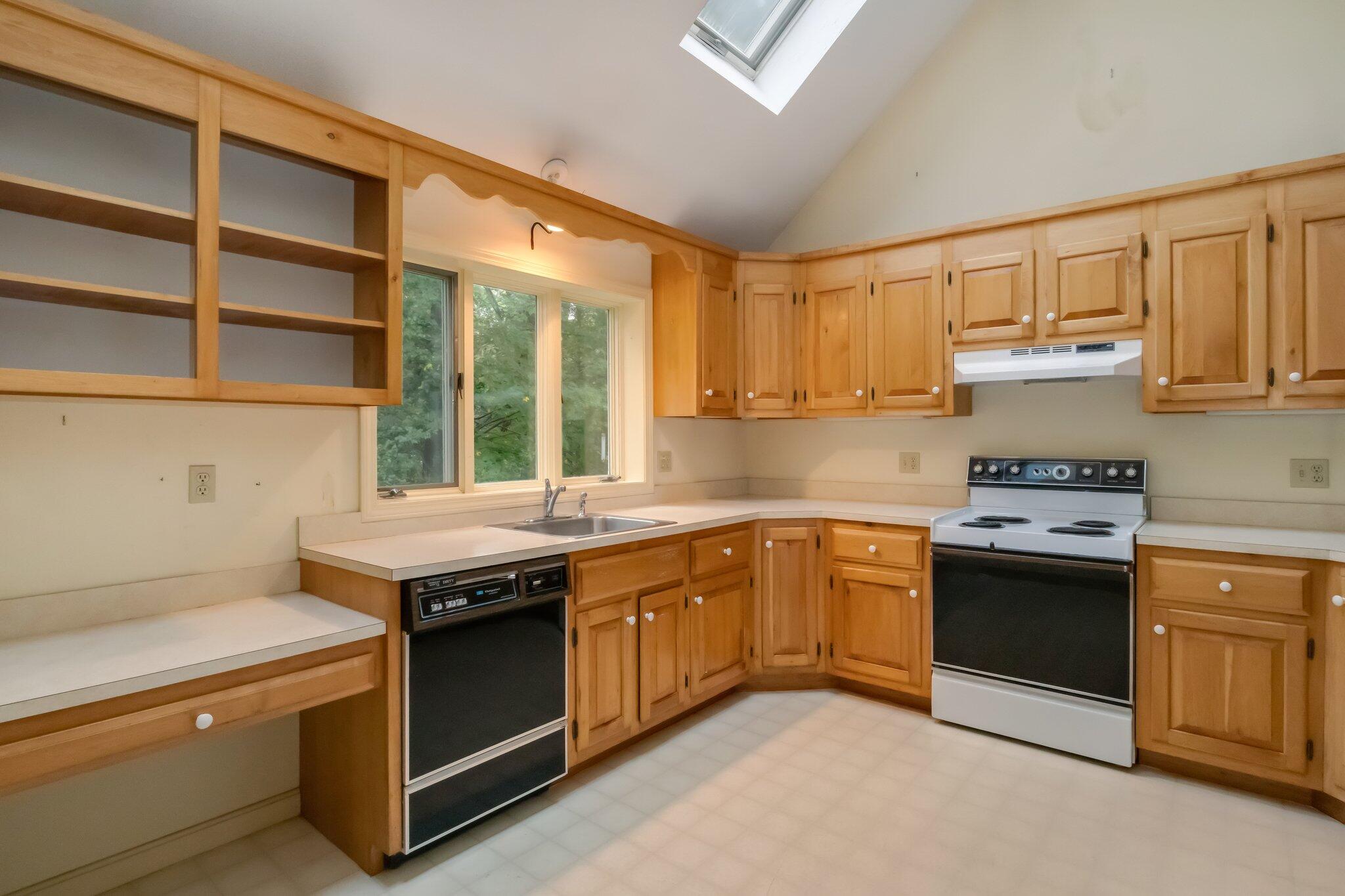185 Old Post Road Centerville, MA 02632 - Photo 8 of 26 11-web-or-mls-185-old-post-rd