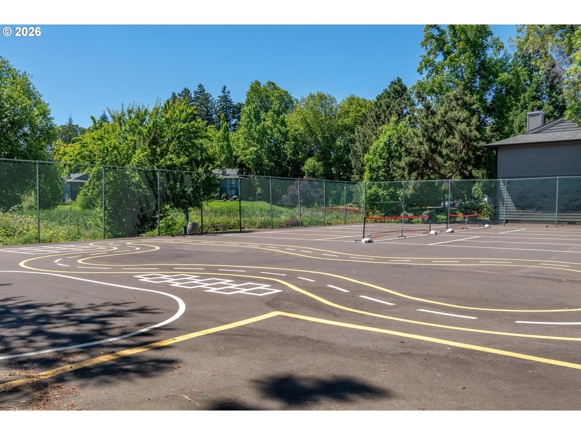 12638 Northwest Barnes Road, Unit 11 Portland, OR 97229 - Photo 38 of 43