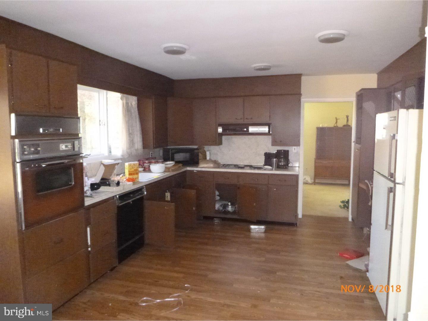 481 School Road Blue Bell, PA 19422 - Photo 8 of 14 Kitchen