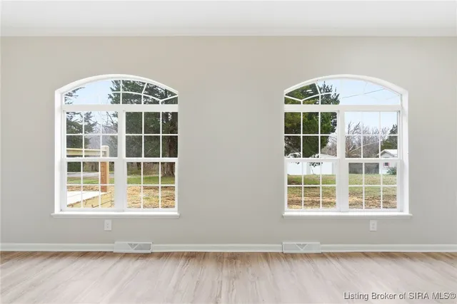 $289,900 | 7103 Poplar Drive, Charlestown, IN 47111