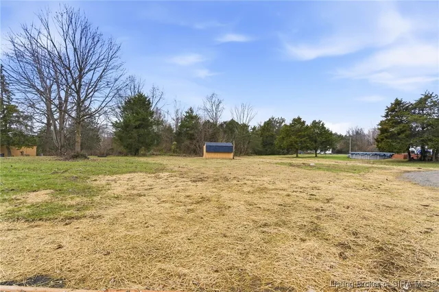 $289,900 | 7103 Poplar Drive, Charlestown, IN 47111