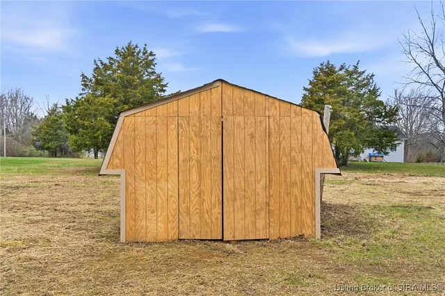 $289,900 | 7103 Poplar Drive, Charlestown, IN 47111