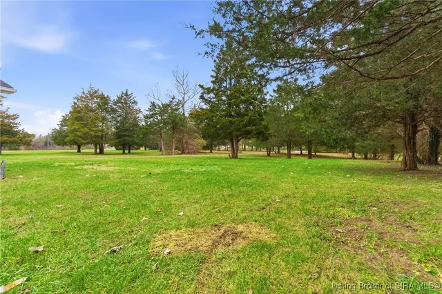 $289,900 | 7103 Poplar Drive, Charlestown, IN 47111