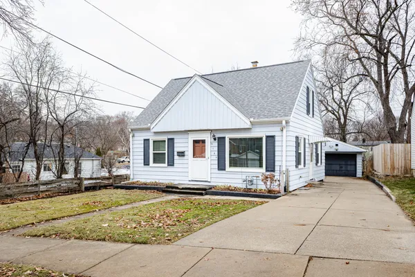 $279,000 | 9144 West Park Hill Avenue, Milwaukee, WI 53226