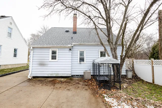 $285,000 | 9144 West Park Hill Avenue, Milwaukee, WI 53226