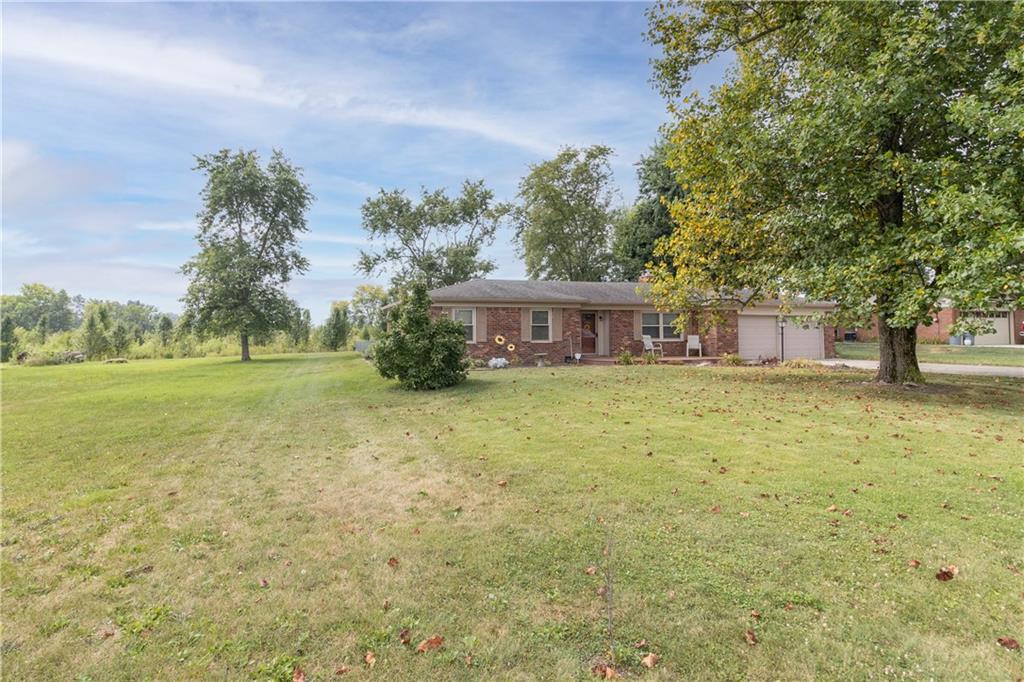 97 Weber Road Greenfield, IN 46140 - Photo 4 of 38 Gallery Image 4