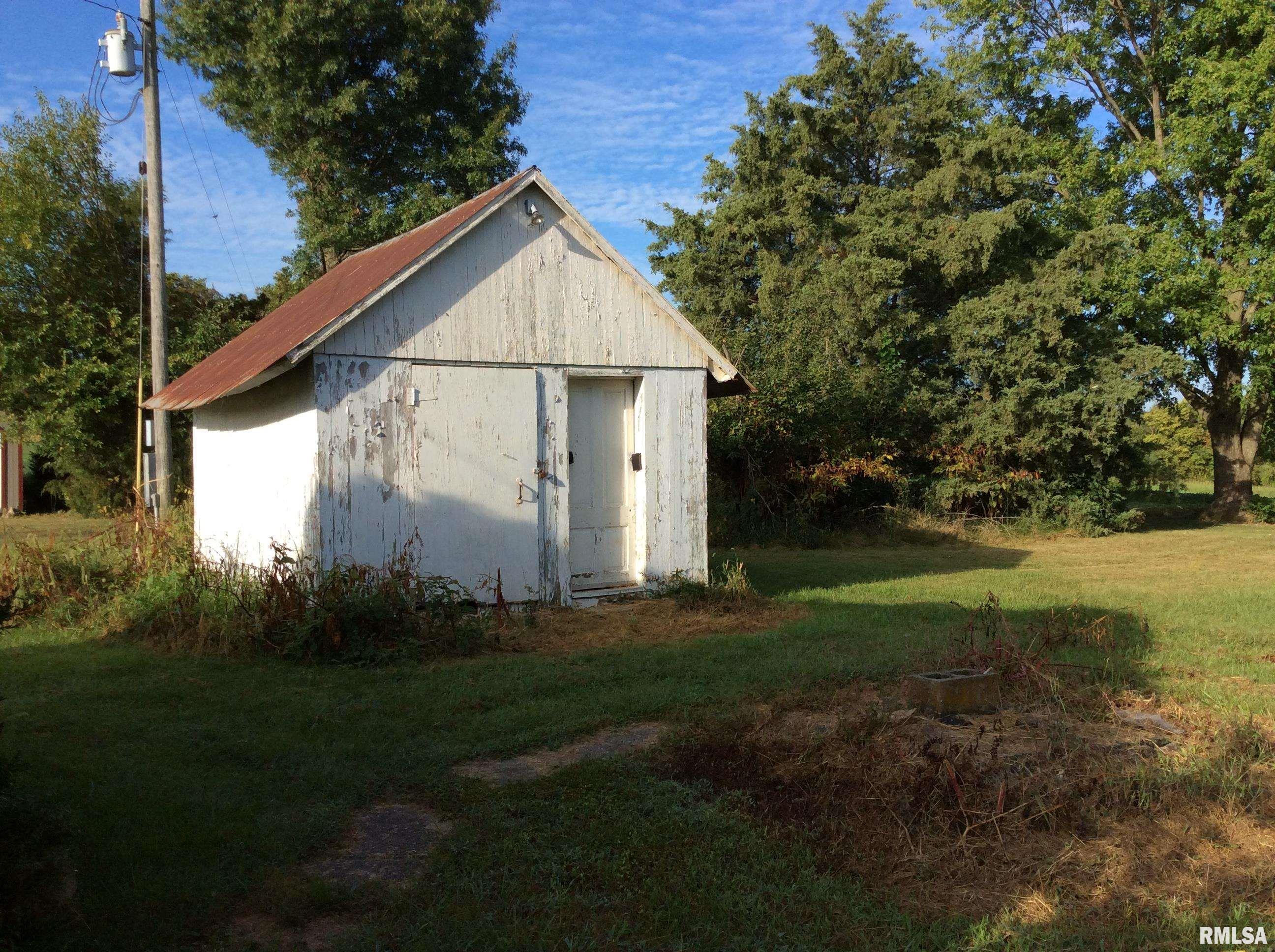3548 Old Angling Road Dahlgren, IL 62828 - Photo 17 of 35