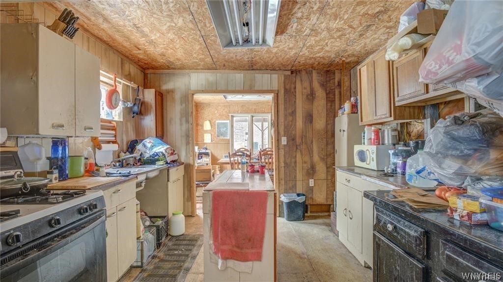 3241 Syler Road Varysburg, NY 14167 - Photo 8 of 34