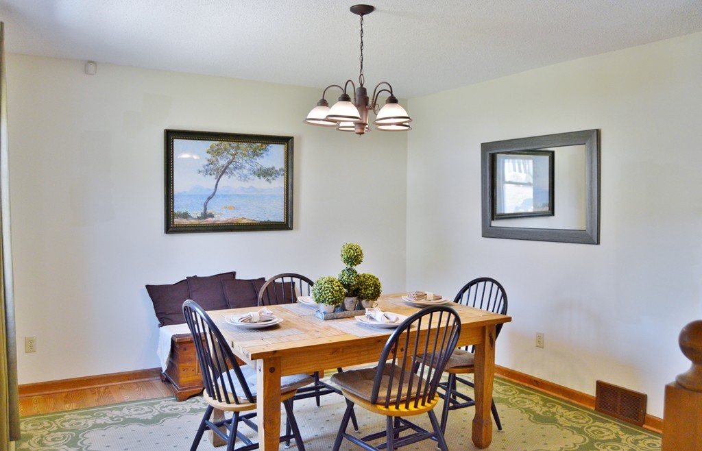 23 Greentree Circle Springfield, MA 01118 - Photo 3 of 22 Gallery Image 3