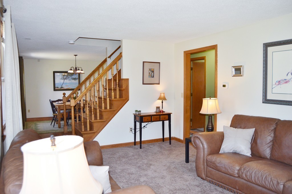 23 Greentree Circle Springfield, MA 01118 - Photo 5 of 22 Gallery Image 5