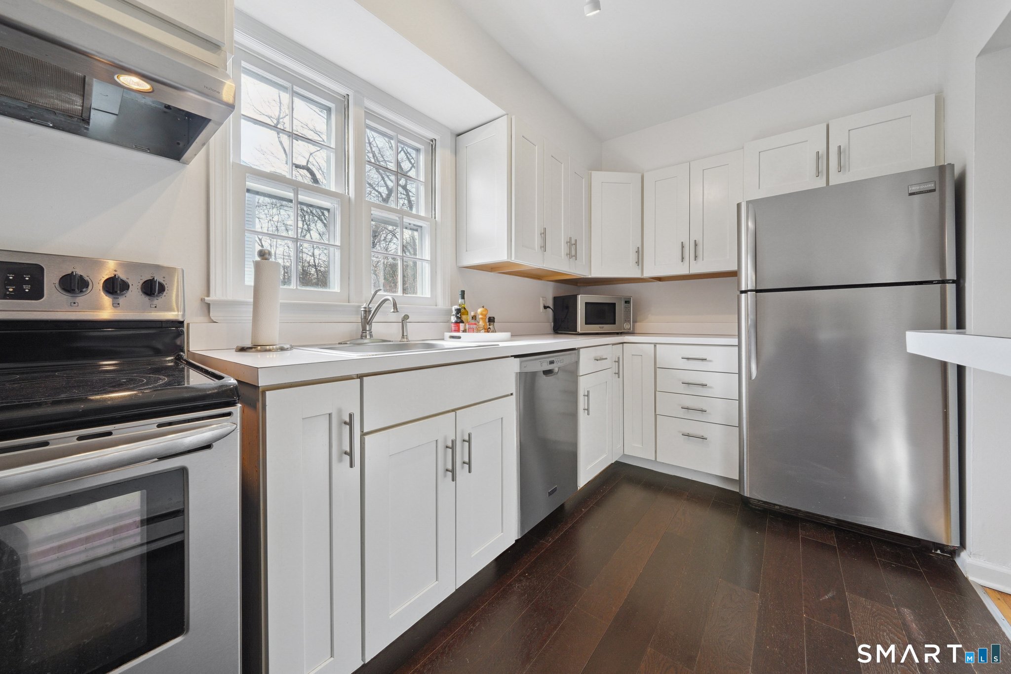 84 Parade Hill Road, Unit 84 New Canaan, CT 06840 - Photo 8 of 24