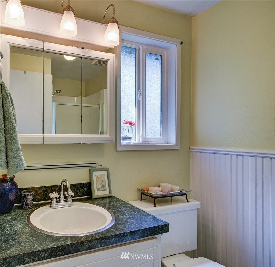 2327 North Reservation Road Oak Harbor, WA 98277 - Photo 12 of 25 Gallery Image 12