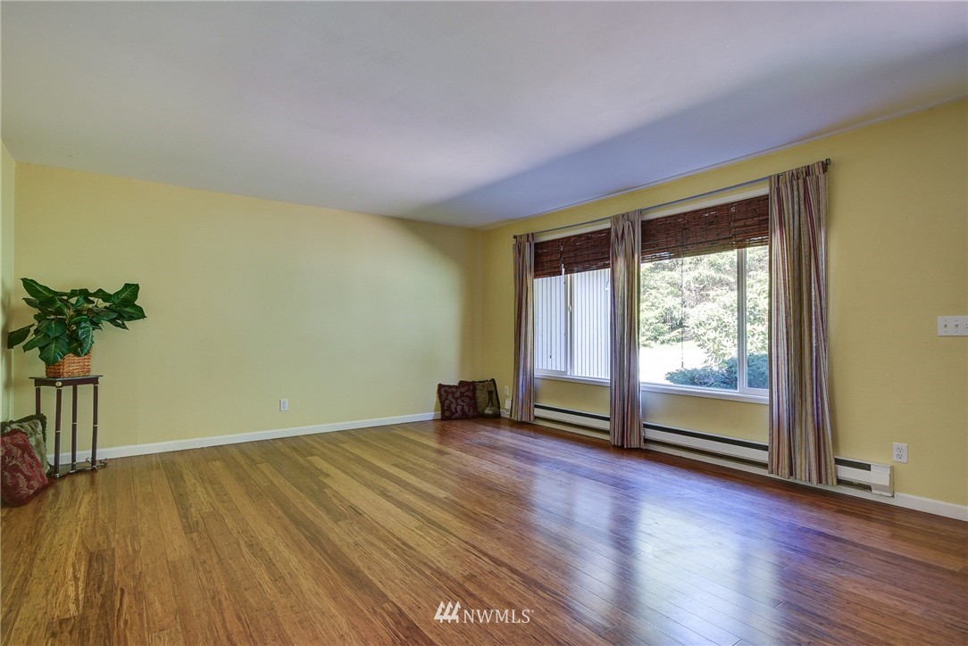 2327 North Reservation Road Oak Harbor, WA 98277 - Photo 4 of 25 Gallery Image 4