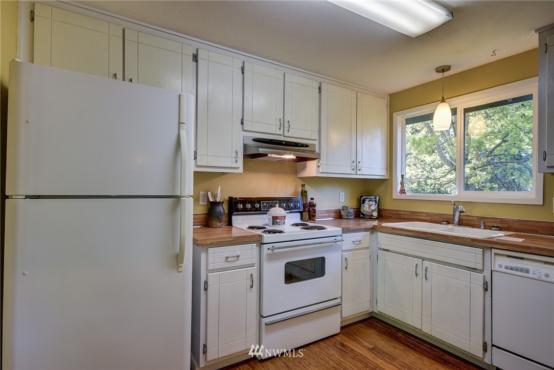 2327 North Reservation Road Oak Harbor, WA 98277 - Photo 6 of 25 Gallery Image 6
