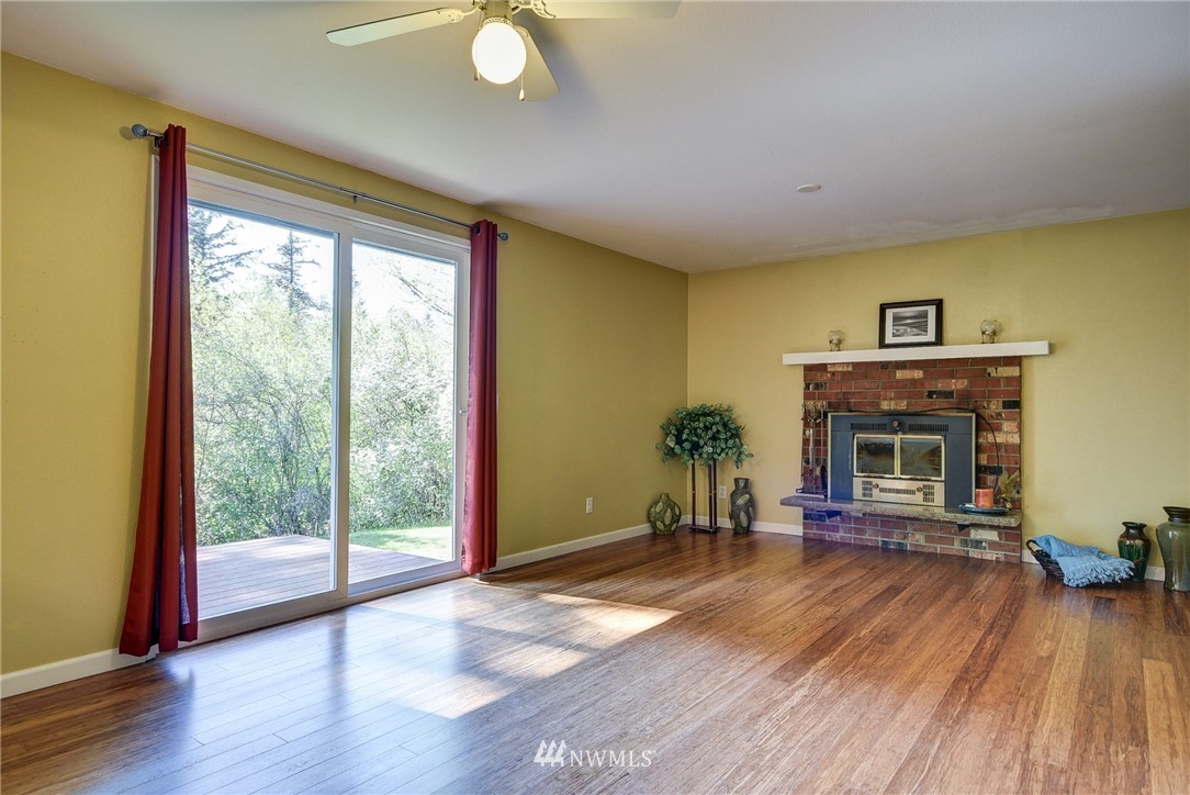 2327 North Reservation Road Oak Harbor, WA 98277 - Photo 9 of 25 Gallery Image 9