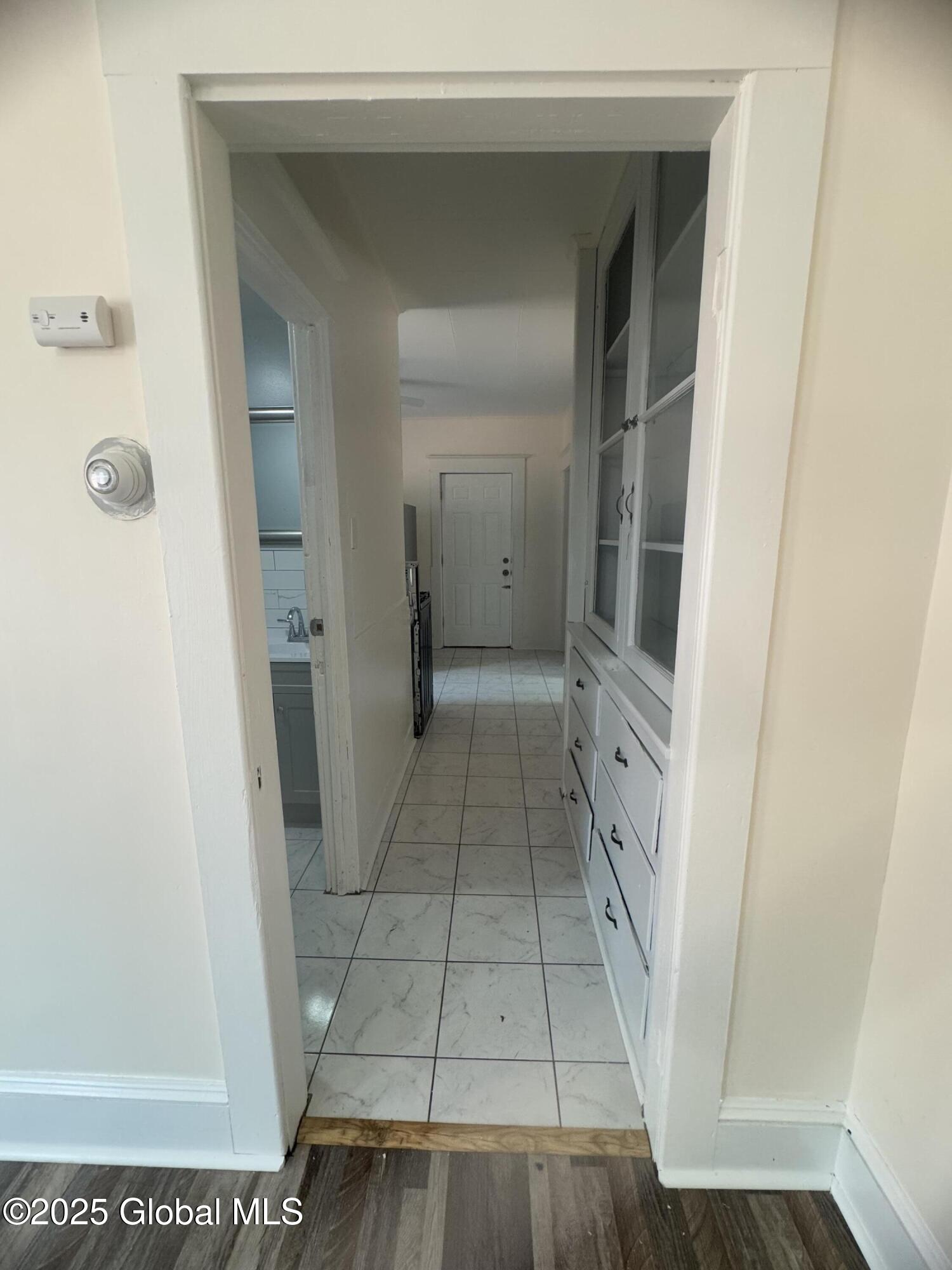 1007 Forest Road Schenectady, NY 12303 - Photo 8 of 22 IMG_0748