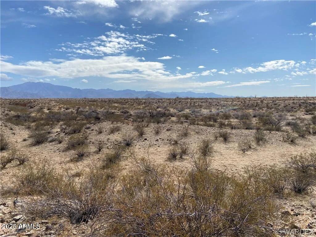 0 Yuuca Drive Kingman, AZ 86413 - Photo 2 of 4 a view of a sky