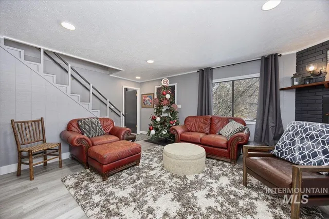 $499,900 | 186 Phillips Creek Lane, Fairfield, ID 83327