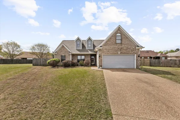 $314,900 | 95 Strawberry Field Cove, Oakland, TN 38060