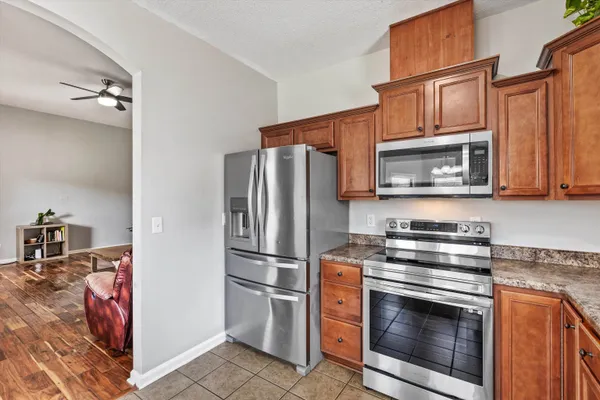 $314,900 | 95 Strawberry Field Cove, Oakland, TN 38060