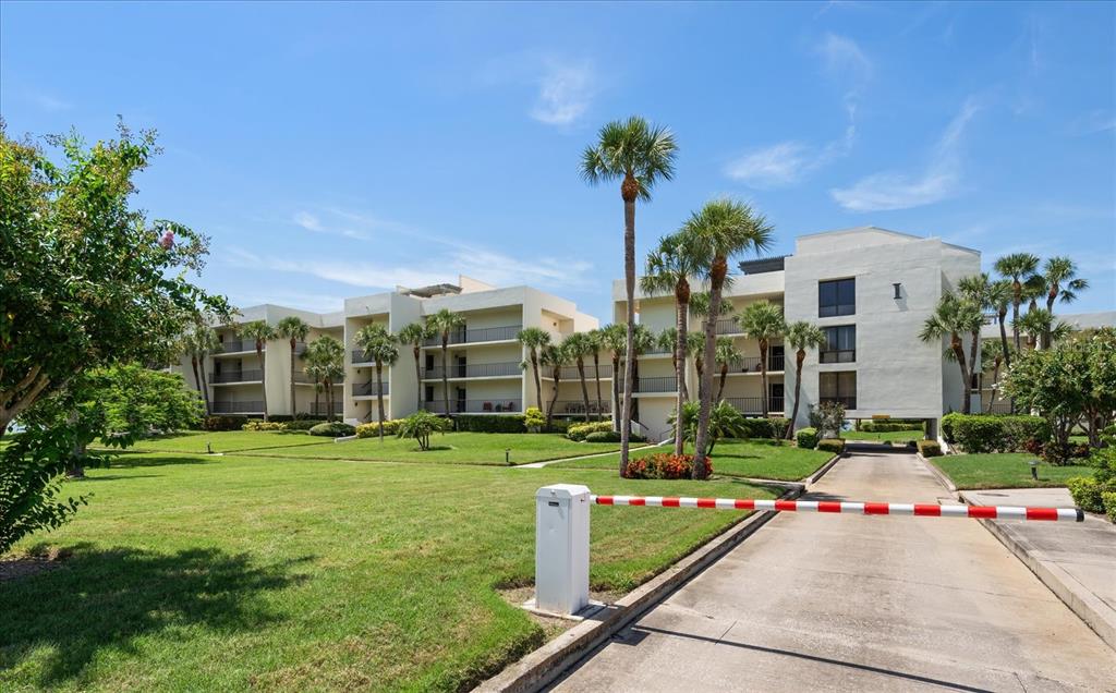 50 Coe Road, Unit 123 Belleair, FL 33756 - Photo 33 of 44 Gallery Image 33