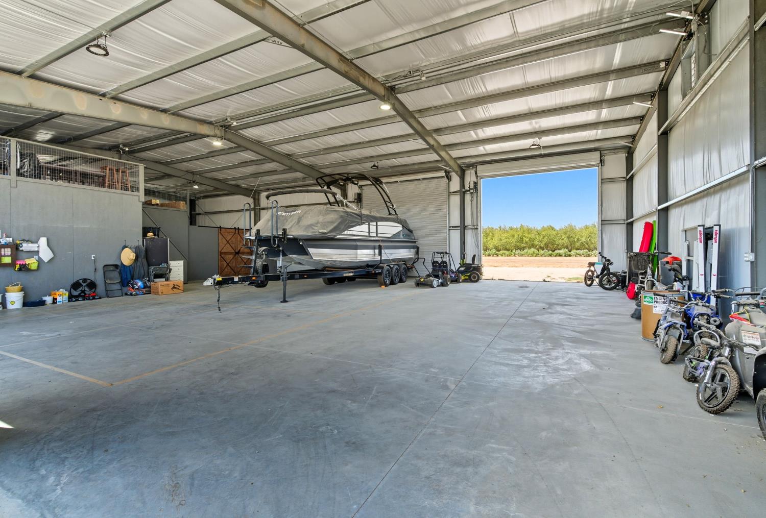 880 Root Road Modesto, CA 95357 - Photo 5 of 16