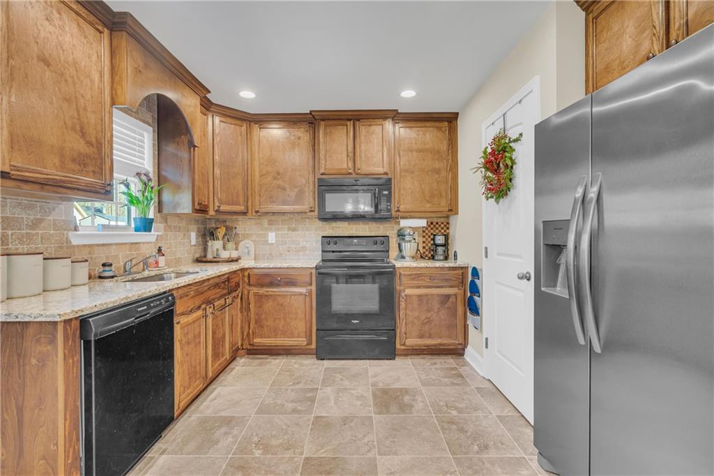 5467 Stepstone Way Gainesville, GA 30506 - Photo 10 of 40