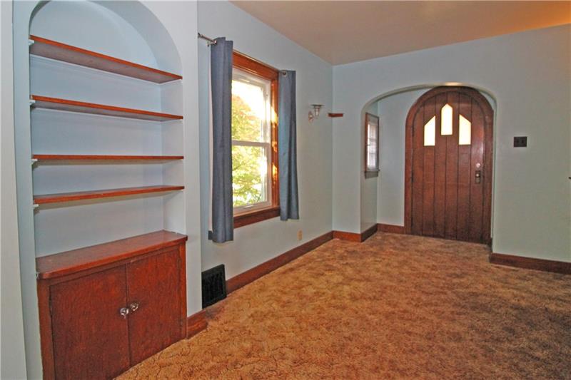 345 Brush Creek Road Irwin, PA 15642 - Photo 3 of 25 Gallery Image 3