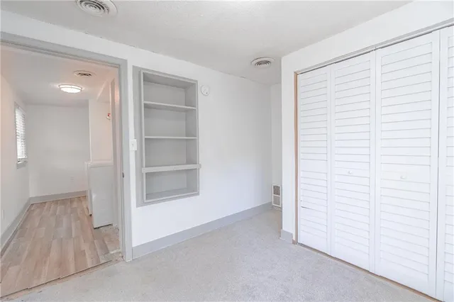 $210,000 | 6500 Metcalf Avenue, Mission, KS 66202