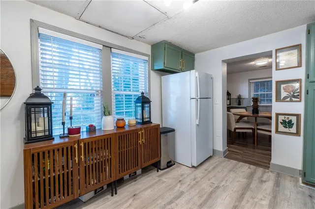 $205,000 | 6500 Metcalf Avenue, Mission, KS 66202