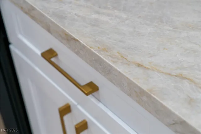 $2,800 | 504 Lacabana Beach Drive, Las Vegas, NV 89138