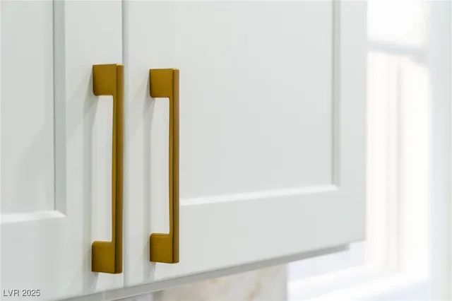 $2,800 | 504 Lacabana Beach Drive, Las Vegas, NV 89138