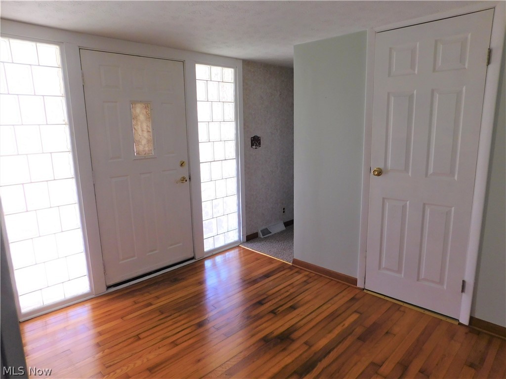 6865 Glendale Road North Ridgeville, OH 44039 - Photo 17 of 34