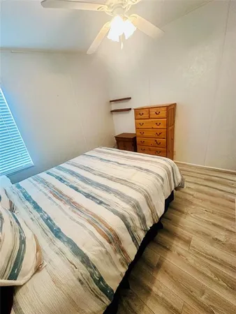 $1,850 | 2305 Bay Drive, Bradenton, FL 34207