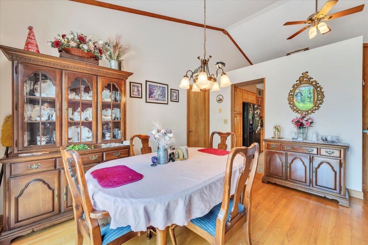 2747 Fairview Road Lewisburg, WV 24901 - Photo 15 of 81 Gallery Image 15