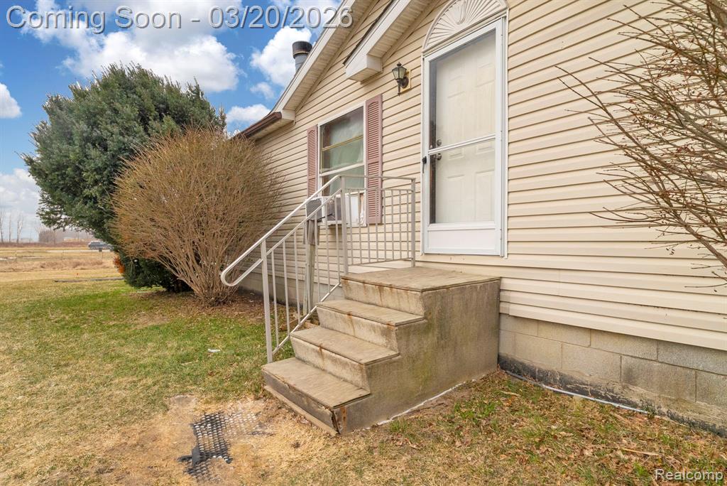 7151 Martin Road Imlay City, MI 48444 - Photo 35 of 49