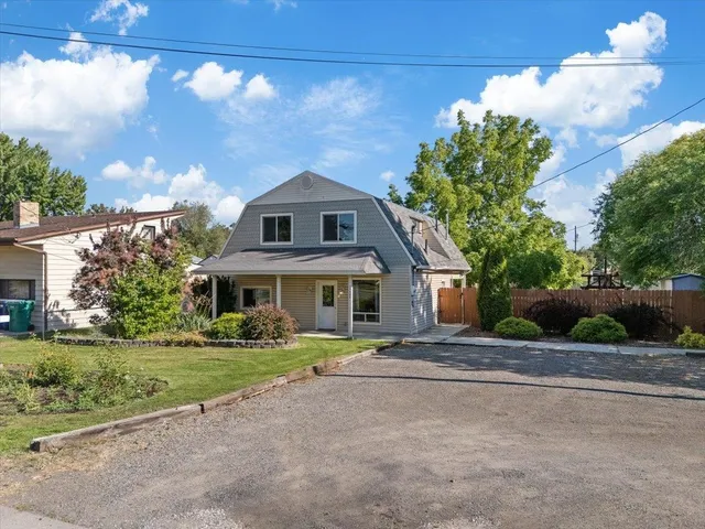 $369,000 | 11302 East Broadway Avenue, Spokane Valley, WA 99206