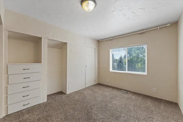 $369,000 | 11302 East Broadway Avenue, Spokane Valley, WA 99206